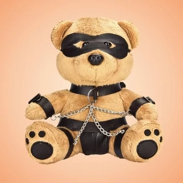 Charlie a felnőtt plüssmackó