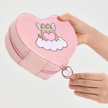 Pusheen szív alakú piperetáska 