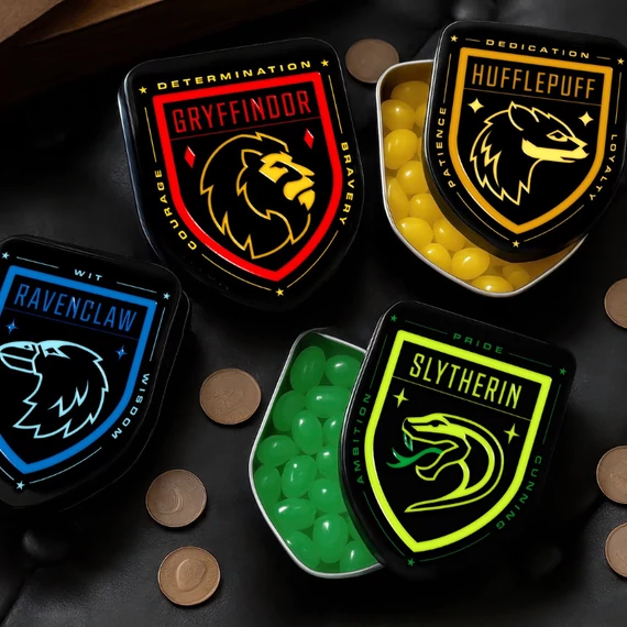 Harry Potter Roxfort házak fémdobozos cukorka csomag 4x28g