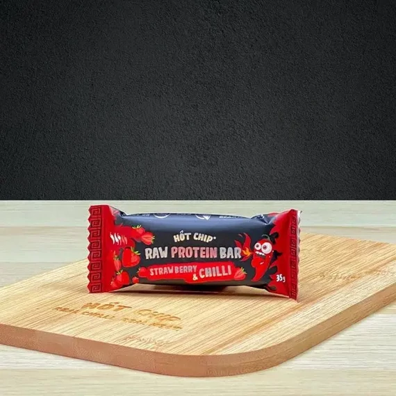 Hot Chip Raw Protein Bar Chili és eper ízben 35g