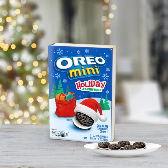 Oreo Mini Karácsonyi kaland limitált kiadású keksz díszdobozban 56g