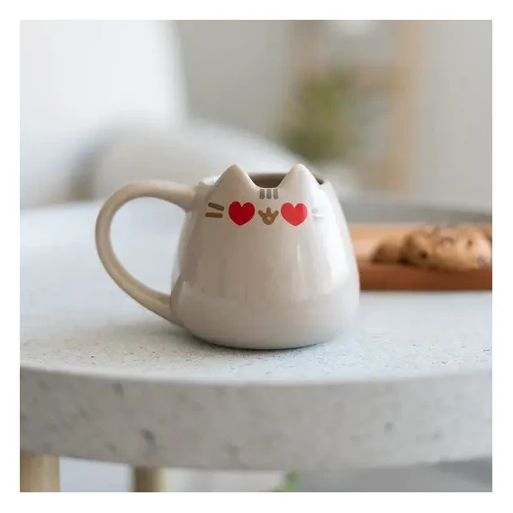 Pusheen 3D szerelmes bögre