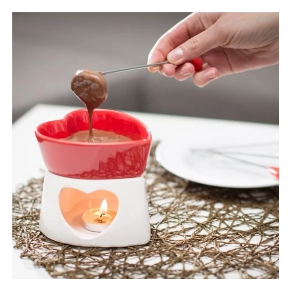 Szív alakú fondue készlet