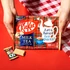 Kép 2/4 - KitKat Mini Milk Tea angoltea ízű japán csokoládé családi kiszerelés 81g