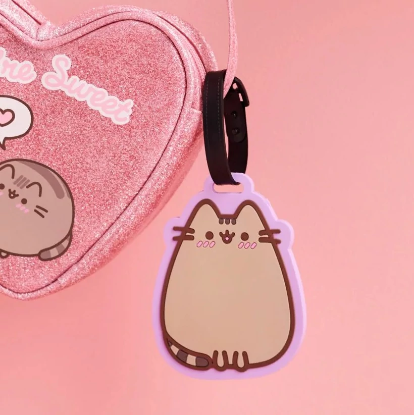 Pusheen bőrönd címke