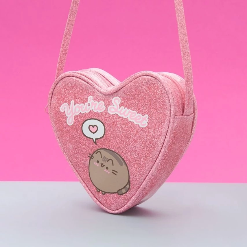 Pusheen szív alakú csillámos táska