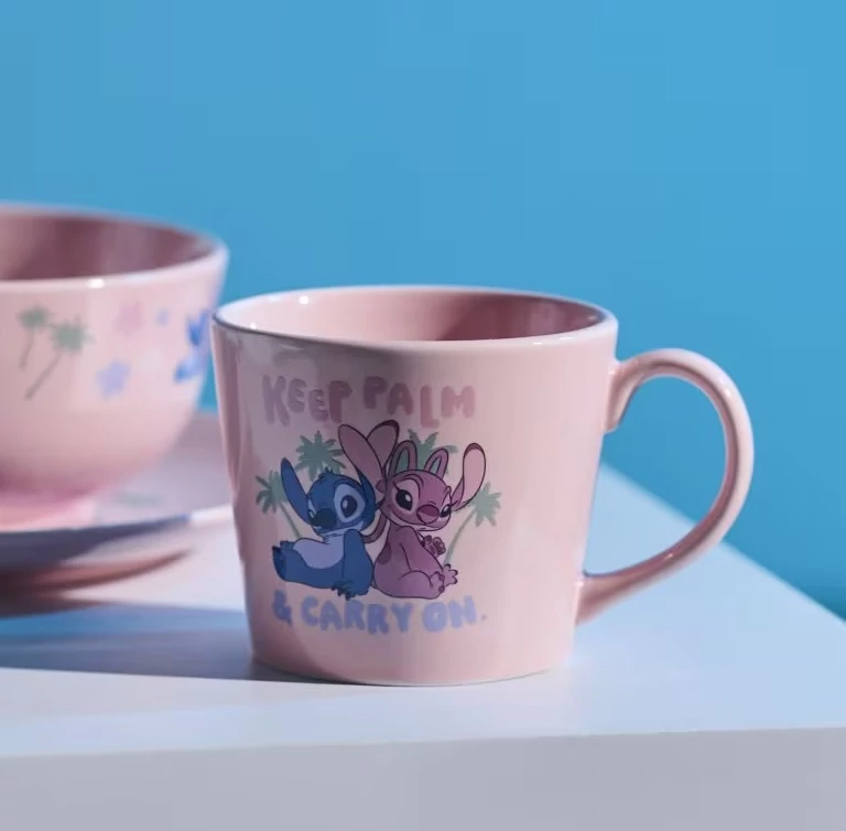 Stitch rózsaszín bögre